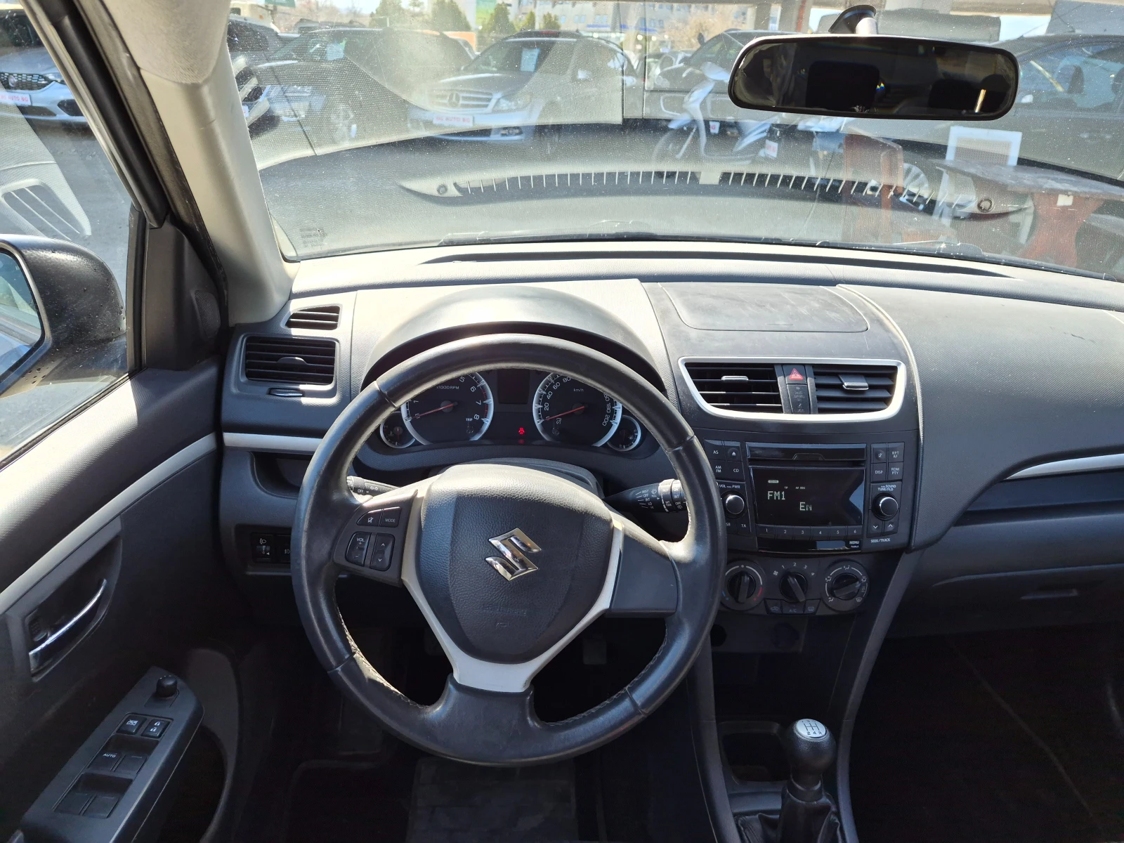 Suzuki Swift 1.2i УНИКАТ, снимка 9 - Автомобили и джипове - 53836169