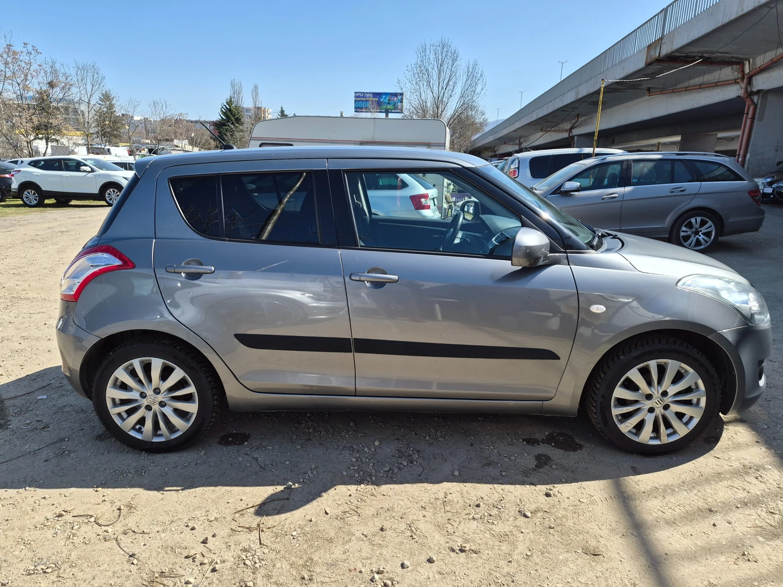 Suzuki Swift 1.2i УНИКАТ, снимка 8 - Автомобили и джипове - 53836169