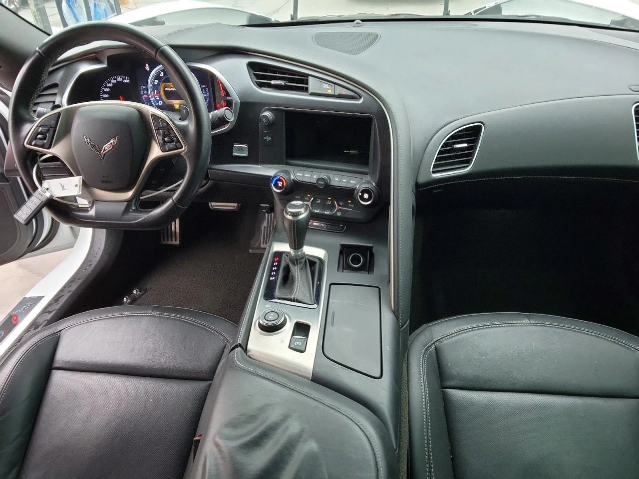 Chevrolet Corvette 6.2l Stingray 1Lt, снимка 8 - Автомобили и джипове - 53919380