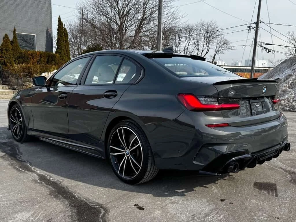 BMW 330 * Self driving/M package/Harmon Kardon/Dravit Grey, снимка 5 - Автомобили и джипове - 53986538