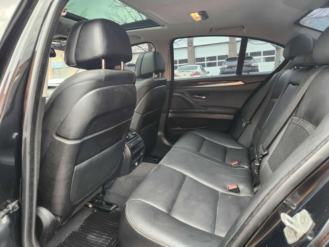 BMW 535 * 535i xDrive * CARFAX * ���� �� �� | Mobile.bg � ����������� 12