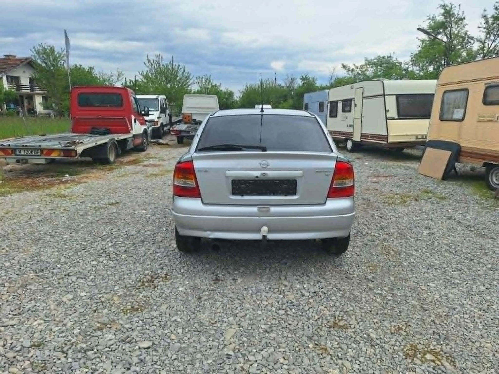 Opel Astra 1.6i klima, снимка 4 - Автомобили и джипове - 54458360