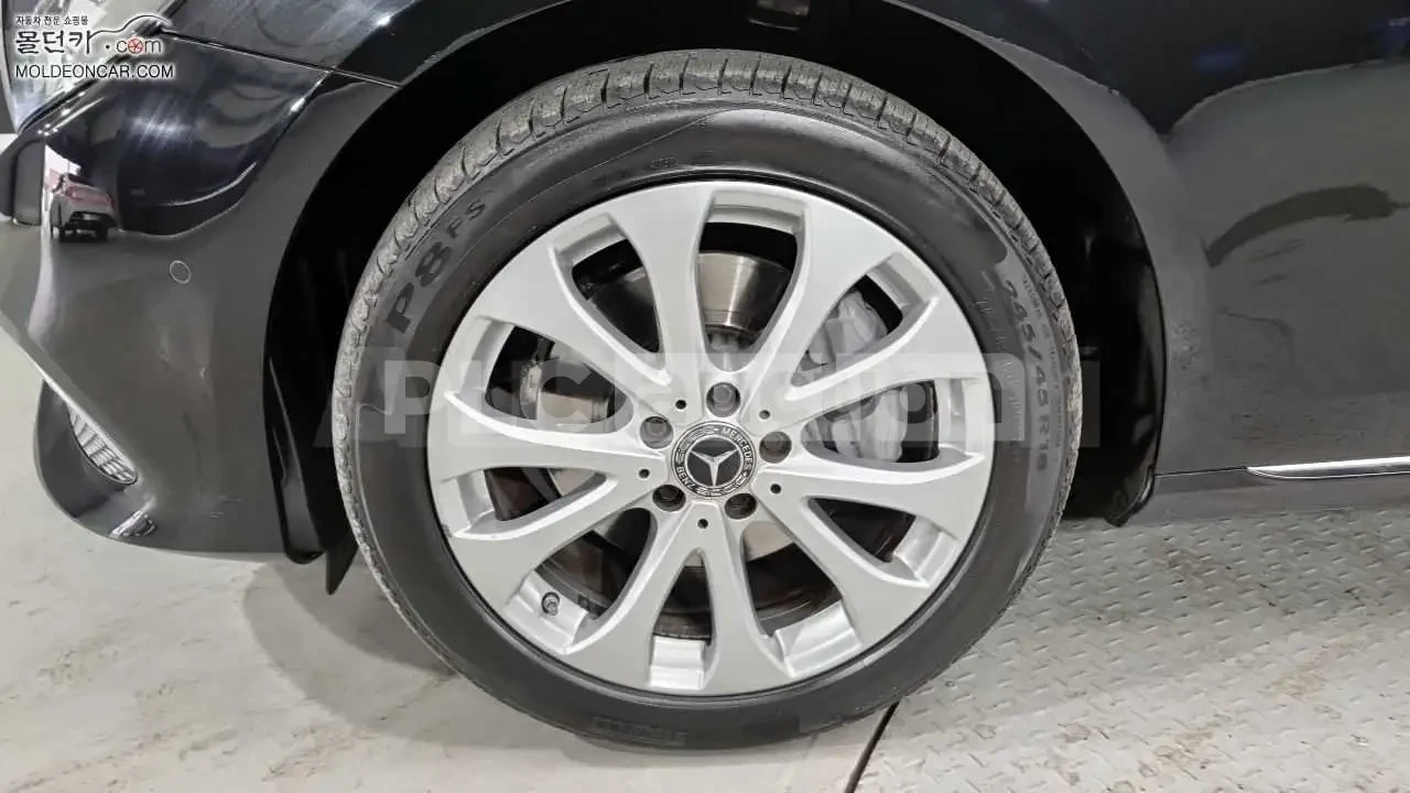 Mercedes-Benz E 220 ПОДГРЕВИ * ПАНО * АВТОКРЕДИТ БЕЗ ПЪРВОНАЧАЛНА * , снимка 6 - Автомобили и джипове - 54555026