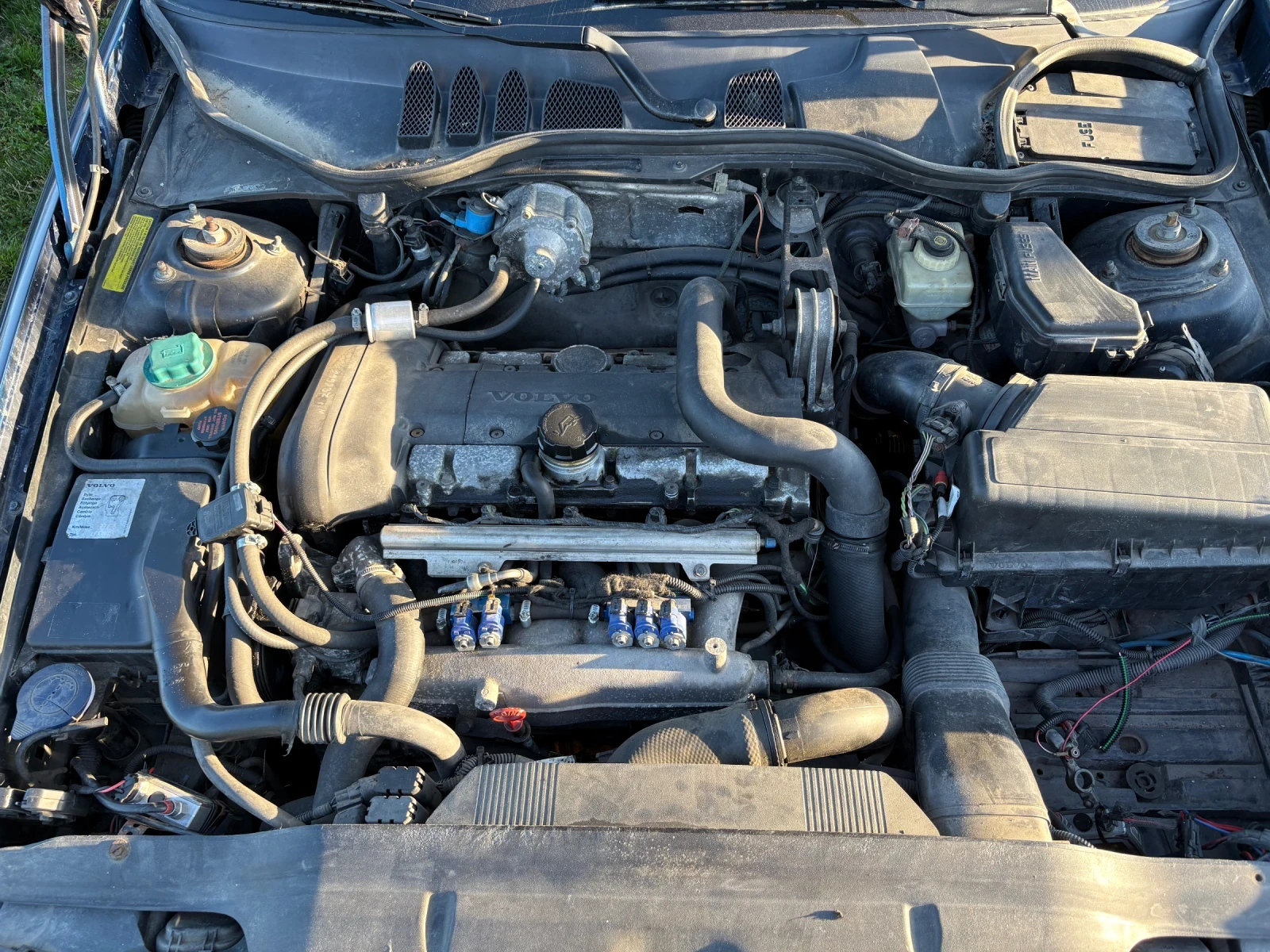 Volvo C70 2.0i Turbo i5, снимка 9 - Автомобили и джипове - 54904784