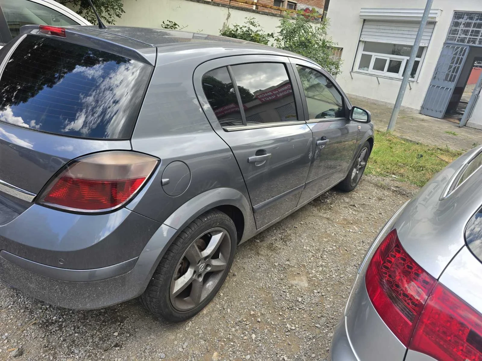 Opel Astra, снимка 17 - Автомобили и джипове - 55441313
