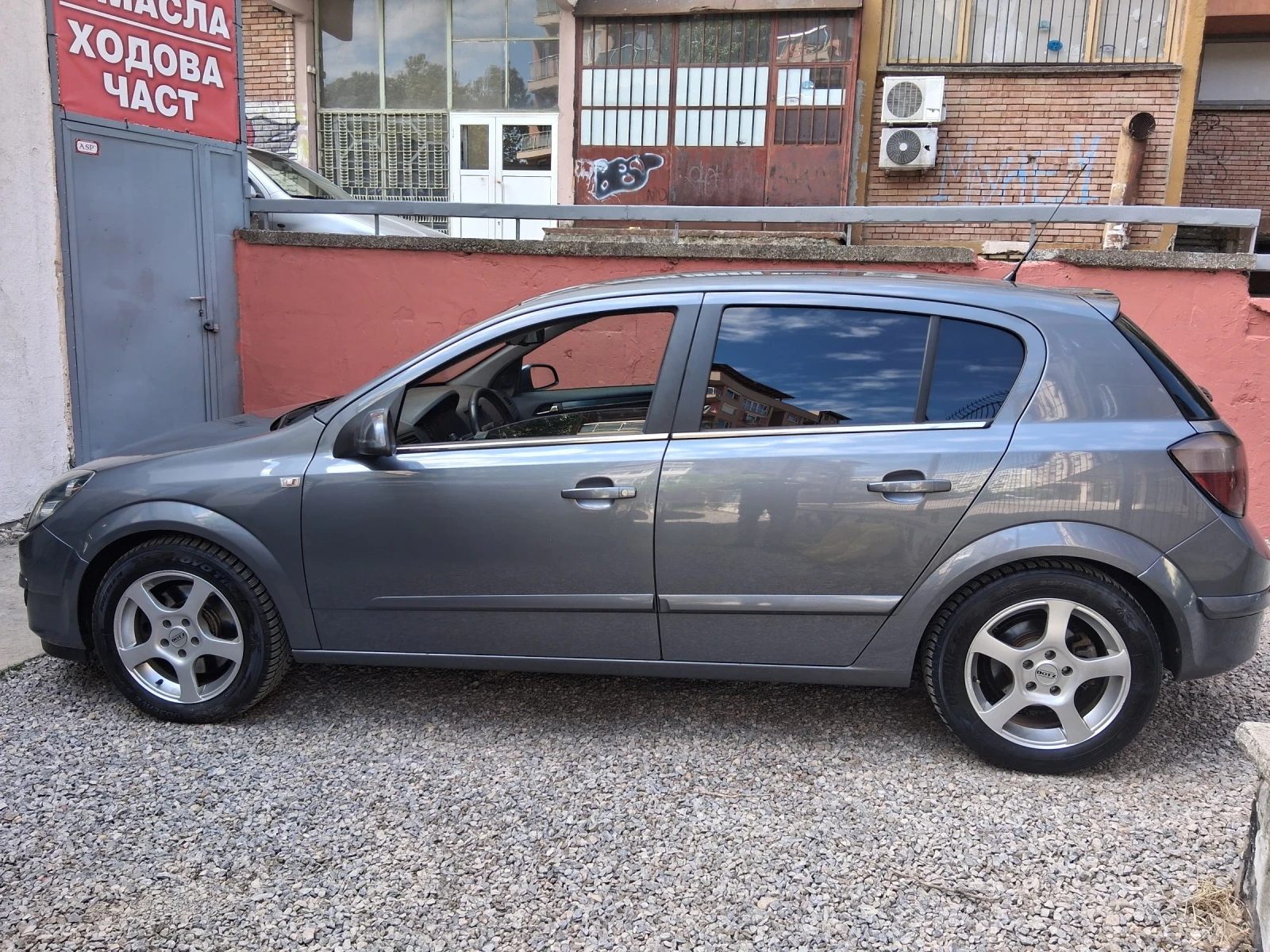 Opel Astra, снимка 3 - Автомобили и джипове - 54945399