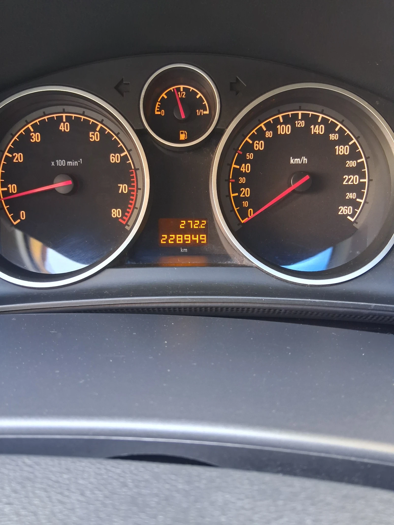 Opel Astra, снимка 5 - Автомобили и джипове - 54945399