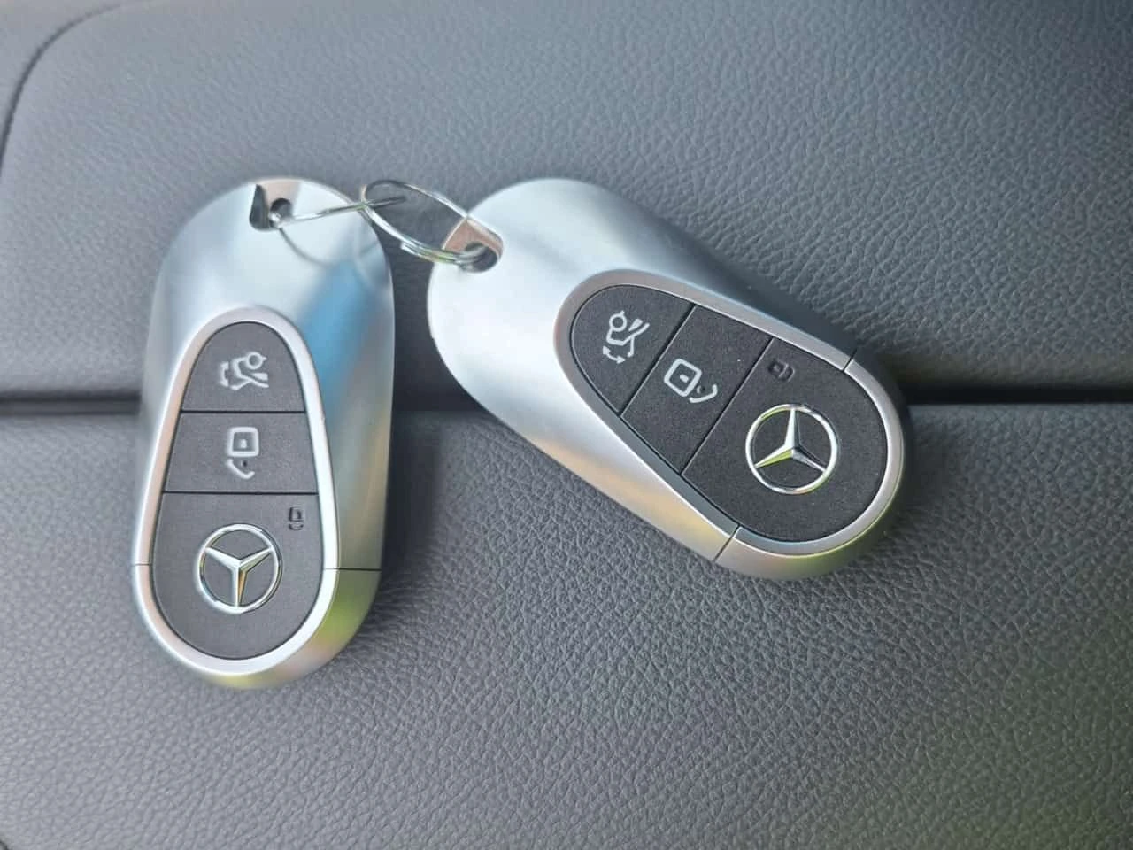 Mercedes-Benz E 350 * CARFAX * БЕЗ ПЪРВОНАЧАЛНА ВНОСКА, снимка 8 - Автомобили и джипове - 55296851
