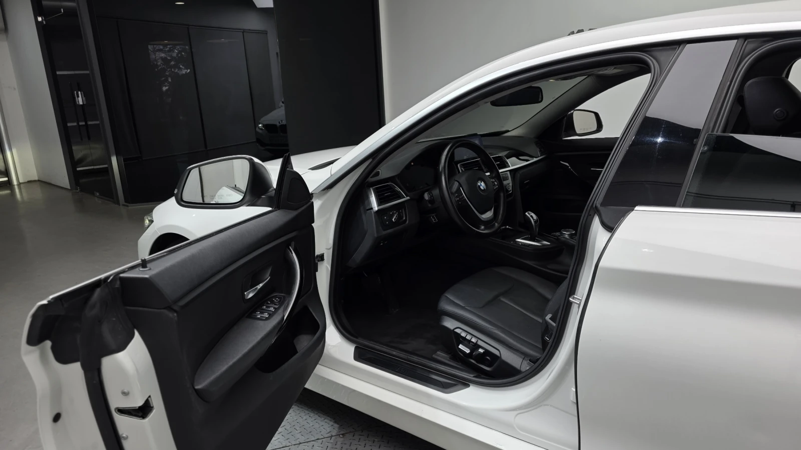 BMW 420 360* ЕЛ. БАГАЖНИК* HUD* ЛЮК* КРАЙНА ЦЕНА, снимка 11 - Автомобили и джипове - 55336553