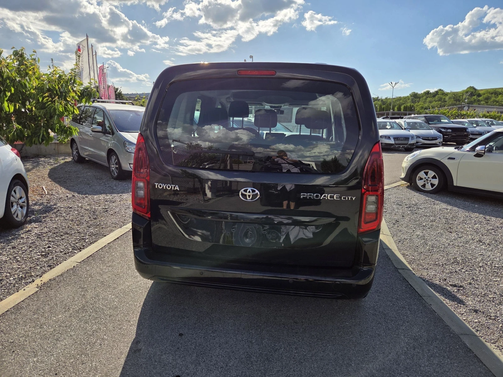 Toyota Proace City, снимка 5 - Автомобили и джипове - 55400666