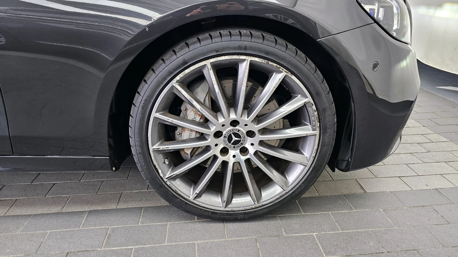 Mercedes-Benz E 350 4MATIC AMG Line Edition, снимка 5 - Автомобили и джипове - 55435277