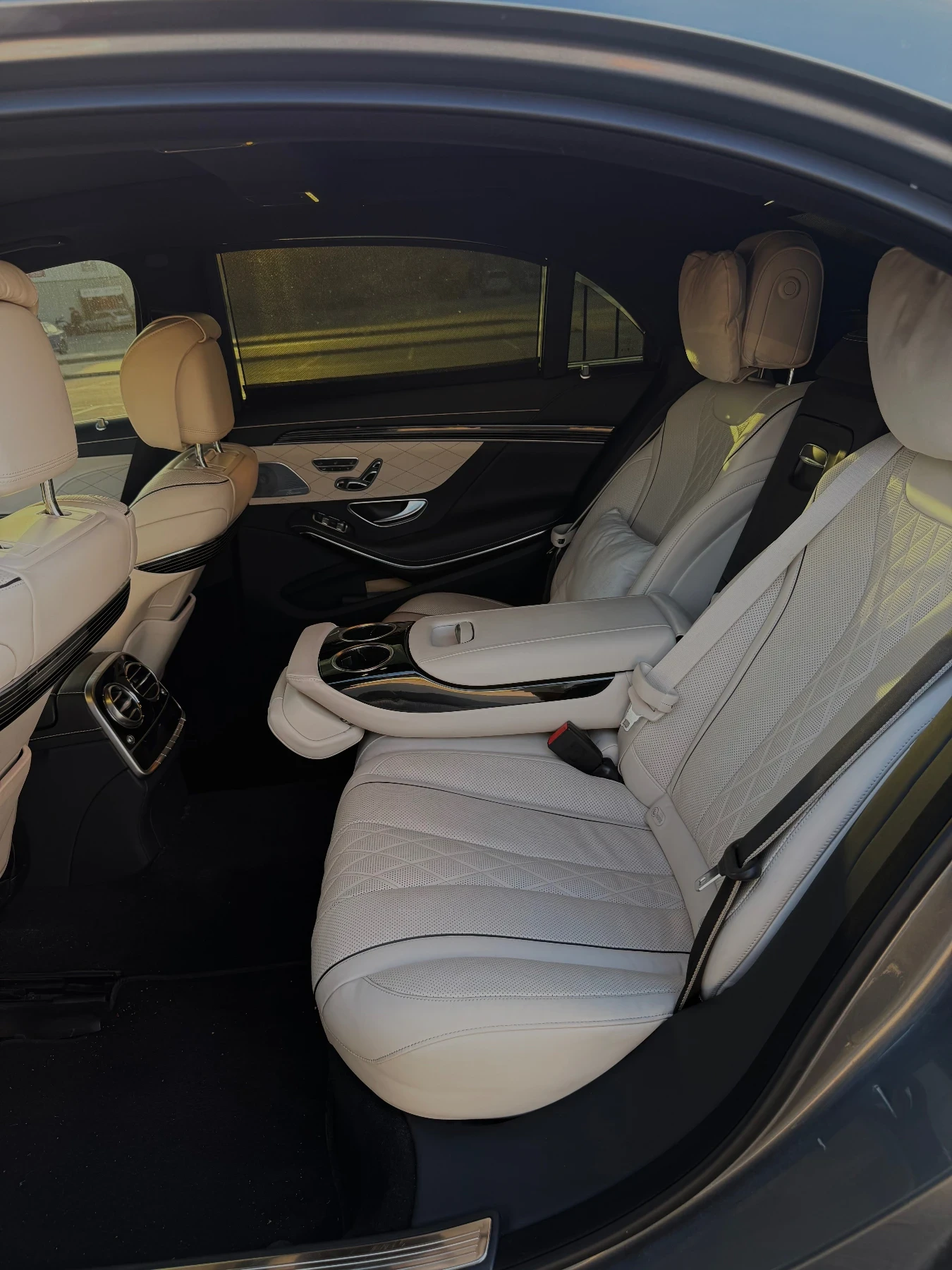 Mercedes-Benz S 560 LONG, снимка 16 - Автомобили и джипове - 55988300