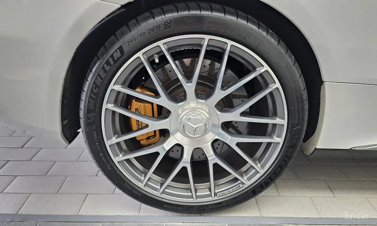 Mercedes-Benz C 63 AMG / COUPE / ФИКСИРАНА ЦЕНА ДО БГ С ВСИЧКИ ТАКСИ /, снимка 5 - Автомобили и джипове - 56131084