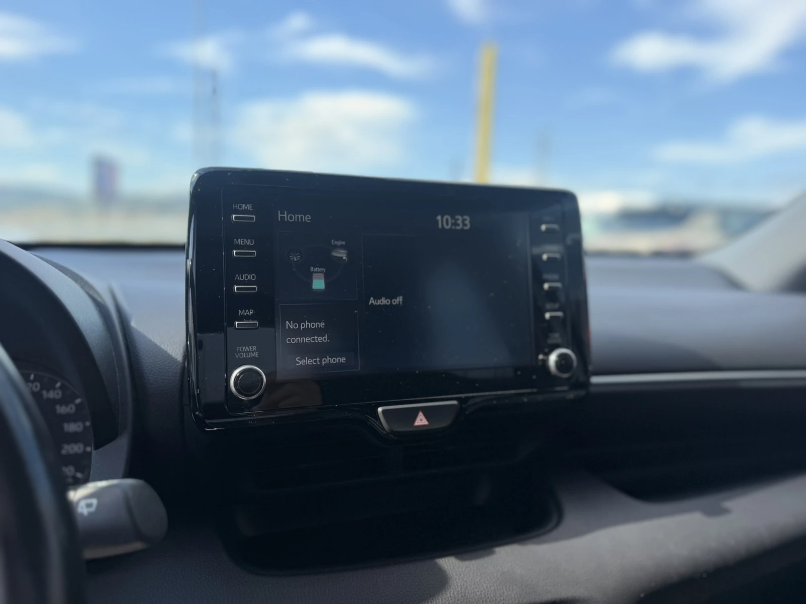 Toyota Yaris 1.5 Hybrid 116 к.с, снимка 14 - Автомобили и джипове - 56305105