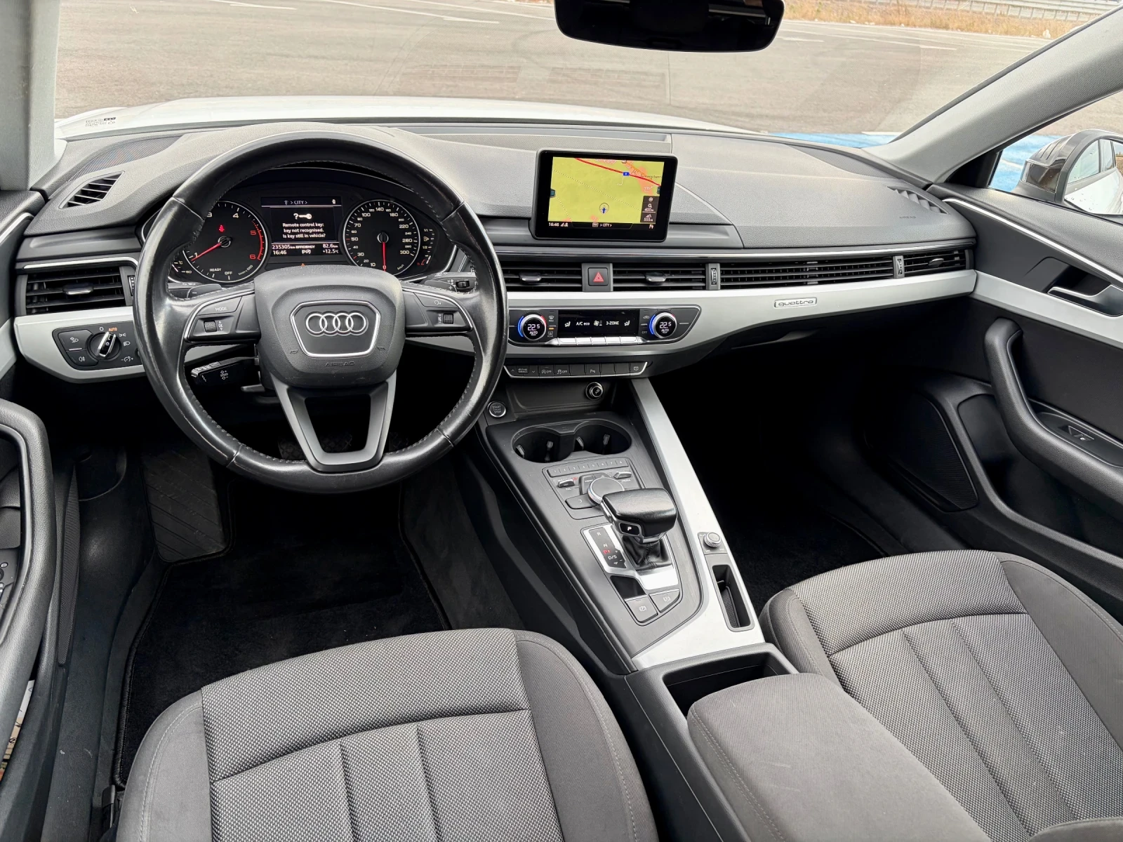 Audi A4 QUATTRO 2.0TDI , снимка 10 - Автомобили и джипове - 56555504