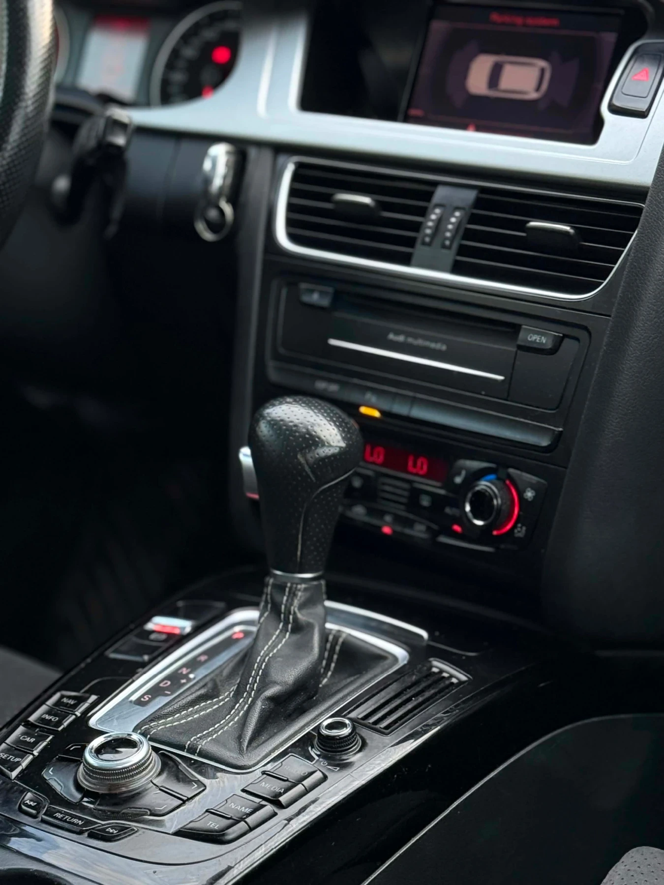 Audi A4 3.0 tdi 239hp, снимка 11 - Автомобили и джипове - 56695631