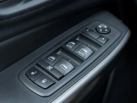 Jeep Cherokee * Limited FWD -Ltd Avail- * CARFAX *   | Mobile.bg    12