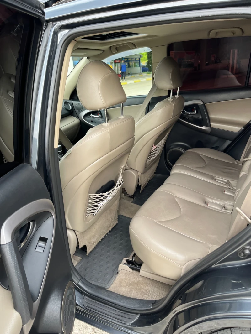 Toyota Rav4, снимка 10 - Автомобили и джипове - 52070490