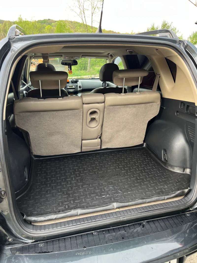Toyota Rav4, снимка 12 - Автомобили и джипове - 52070490
