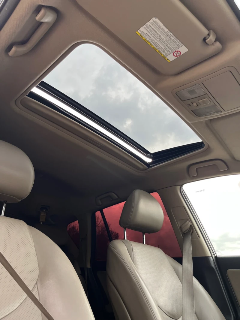 Toyota Rav4, снимка 13 - Автомобили и джипове - 52070490