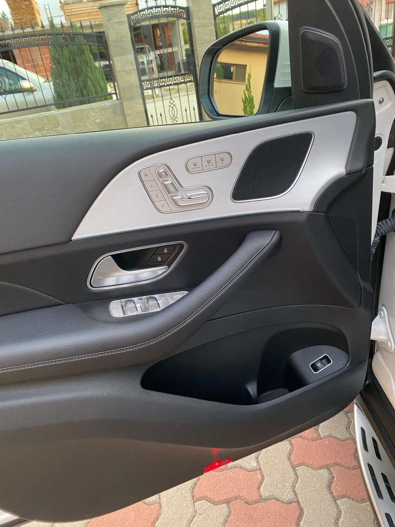 Mercedes-Benz GLE 400 400D 4Matik AMG 6+ 1, снимка 11 - Автомобили и джипове - 51829565