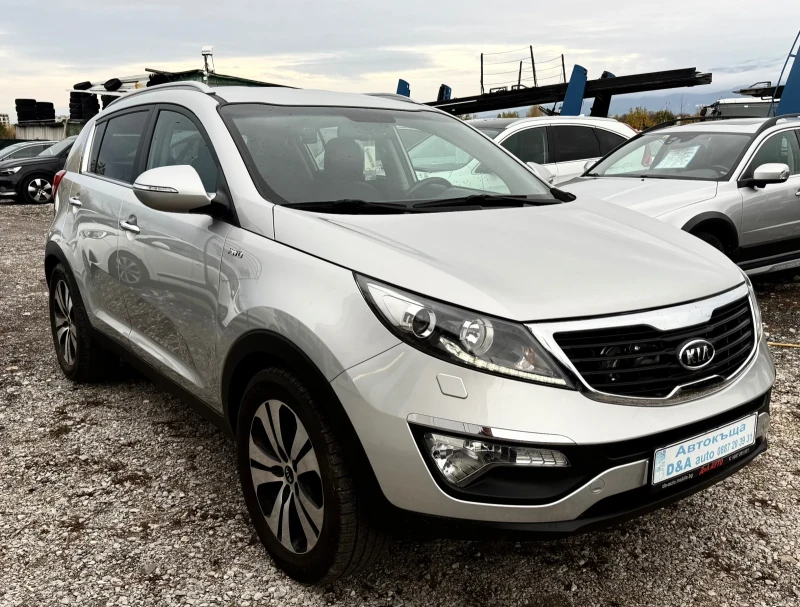 Kia Sportage 2.0CRDI-AWD Швейцария, снимка 5 - Автомобили и джипове - 52296675