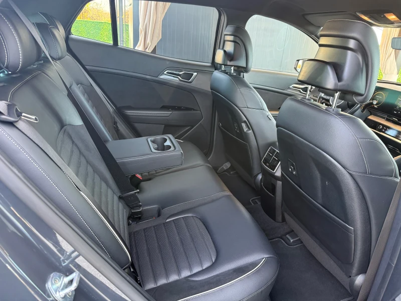 Kia Sportage GT-Line  4x4* FULL-FULL* , снимка 12 - Автомобили и джипове - 52381060