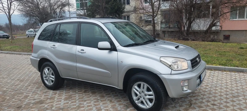 Toyota Rav4, снимка 3 - Автомобили и джипове - 53222161