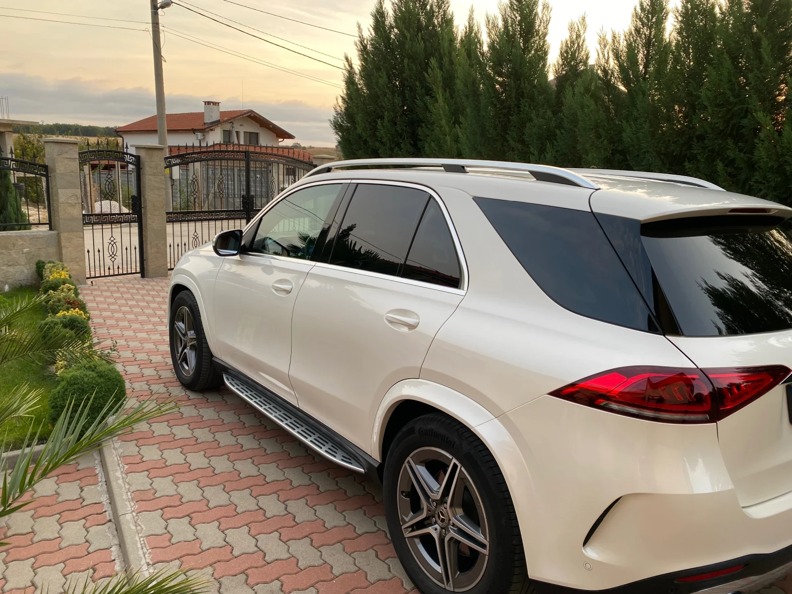 Mercedes-Benz GLE 400 400D 4Matik AMG 6+ 1 - изображение 4