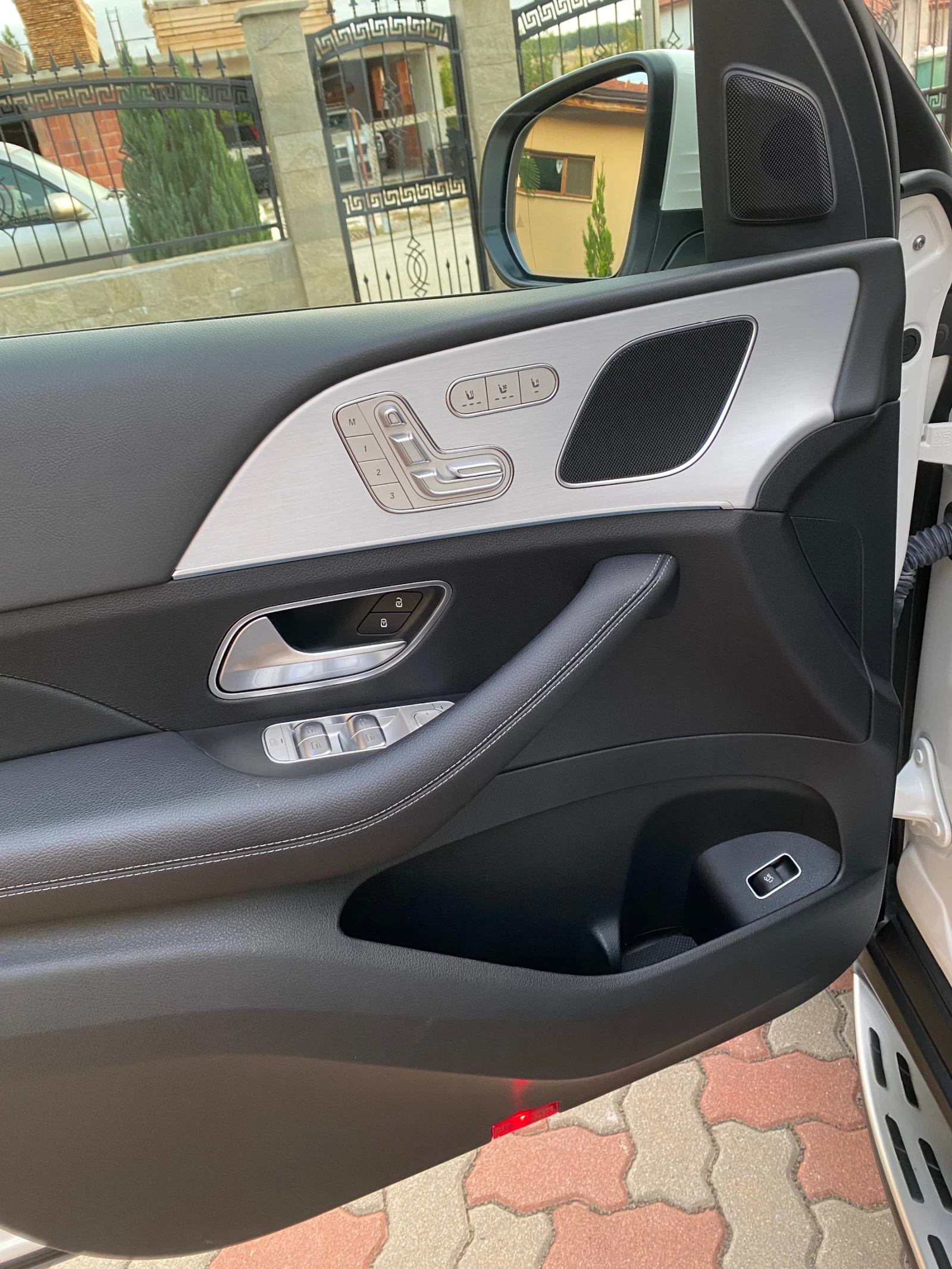 Mercedes-Benz GLE 400 400D 4Matik AMG 6+ 1 | Mobile.bg   11