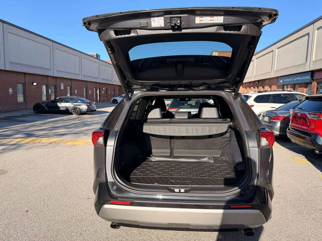 Toyota Rav4 * Hybrid XSE * CARFAX * 2 ����� * ���� * KEYLESS | Mobile.bg � ����������� 10