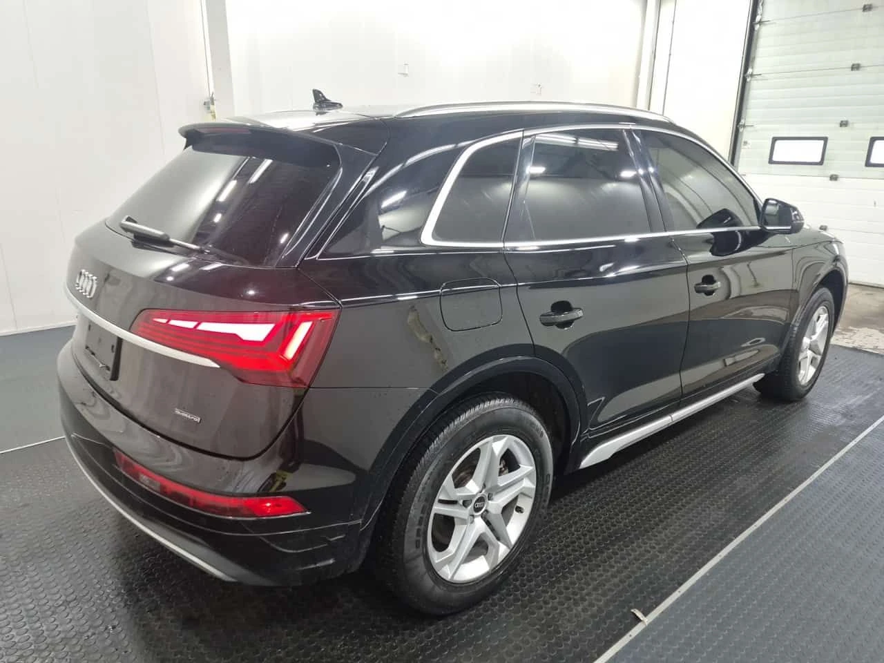 Audi Q5 * KOMFORT * CARFAX * ЦЕНА ДО БГ, снимка 4 - Автомобили и джипове - 54269461