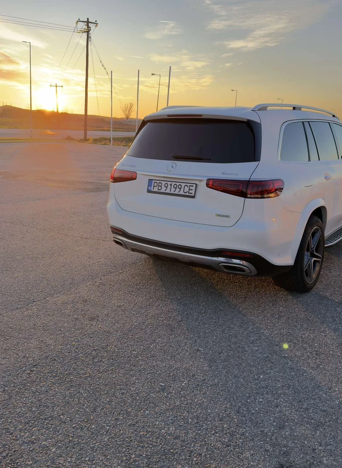 Mercedes-Benz GLS580 AMG, снимка 3 - Автомобили и джипове - 54391518