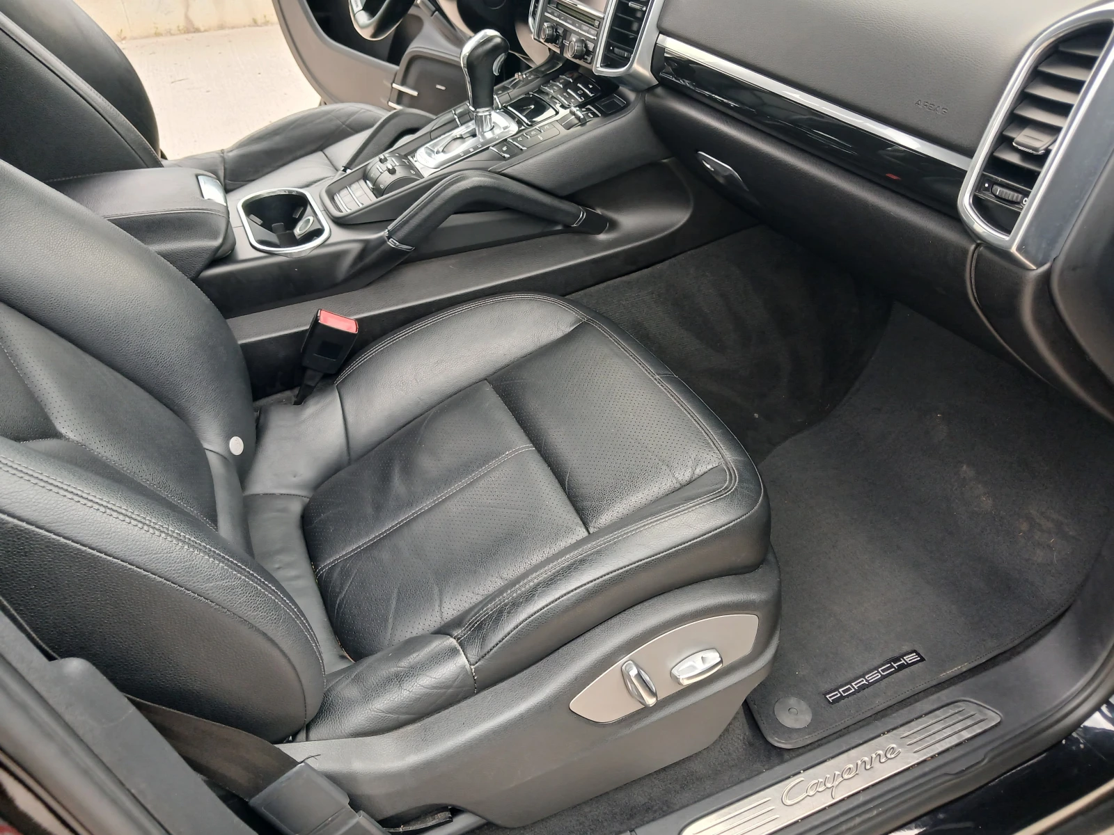 Porsche Cayenne BLACKEDITION, снимка 12 - Автомобили и джипове - 54645577