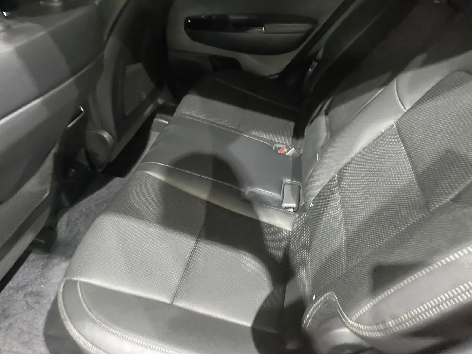 Kia Sportage 2.0D ! 2WD ! Signature !, снимка 12 - Автомобили и джипове - 55293447