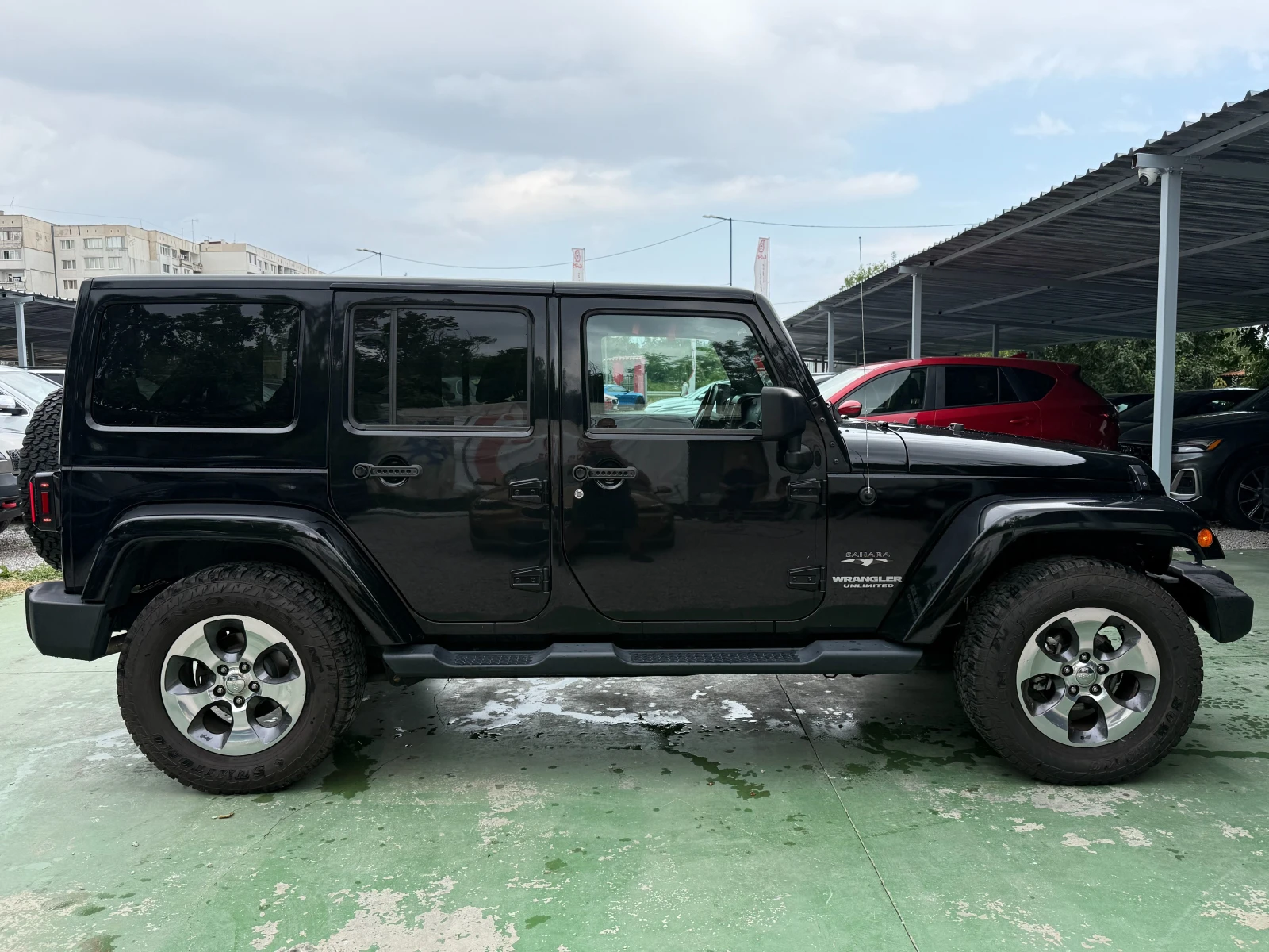 Jeep Wrangler UNLIMITED SAHARA, снимка 4 - Автомобили и джипове - 55437087