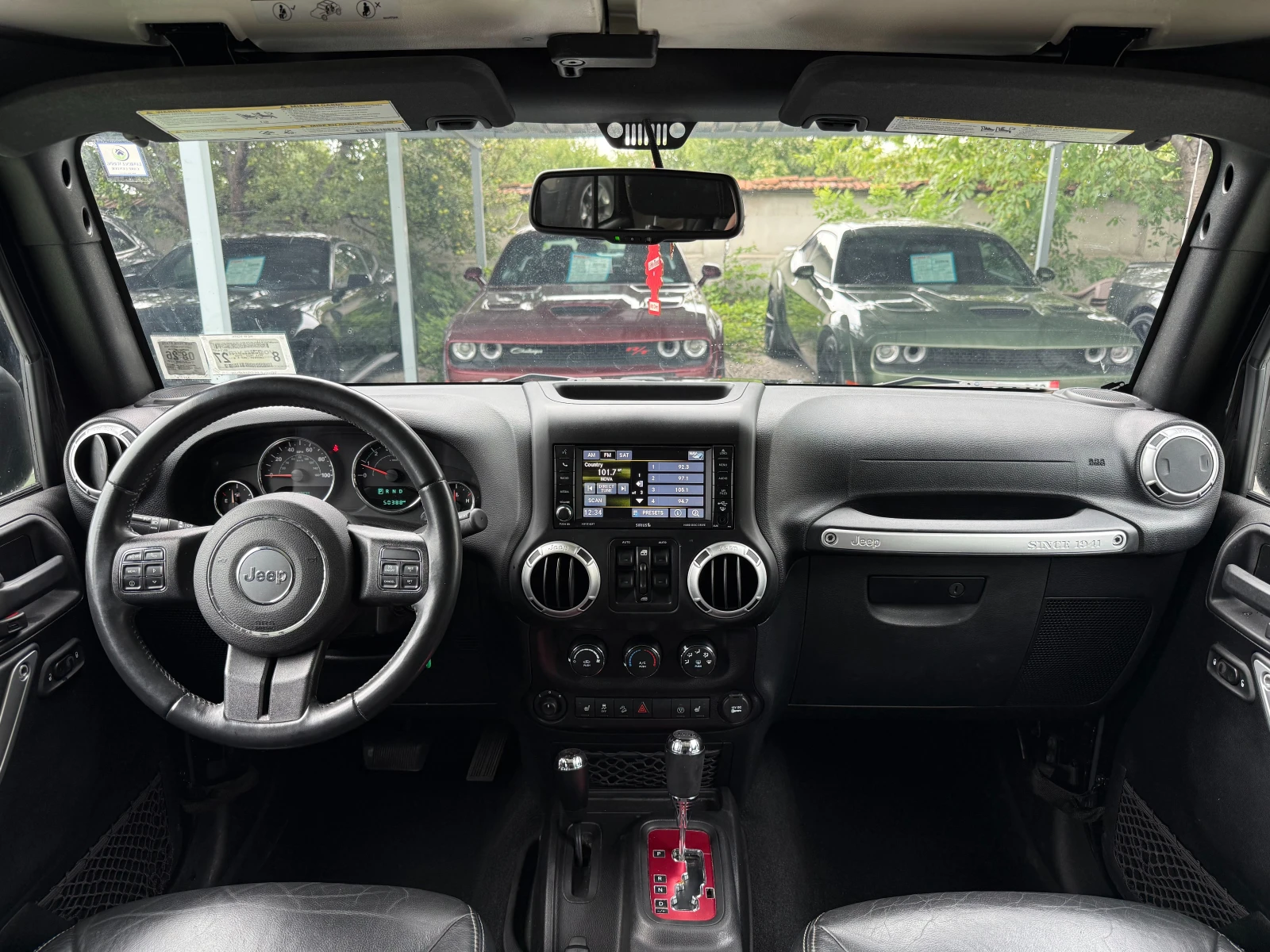 Jeep Wrangler UNLIMITED SAHARA, снимка 14 - Автомобили и джипове - 55437087