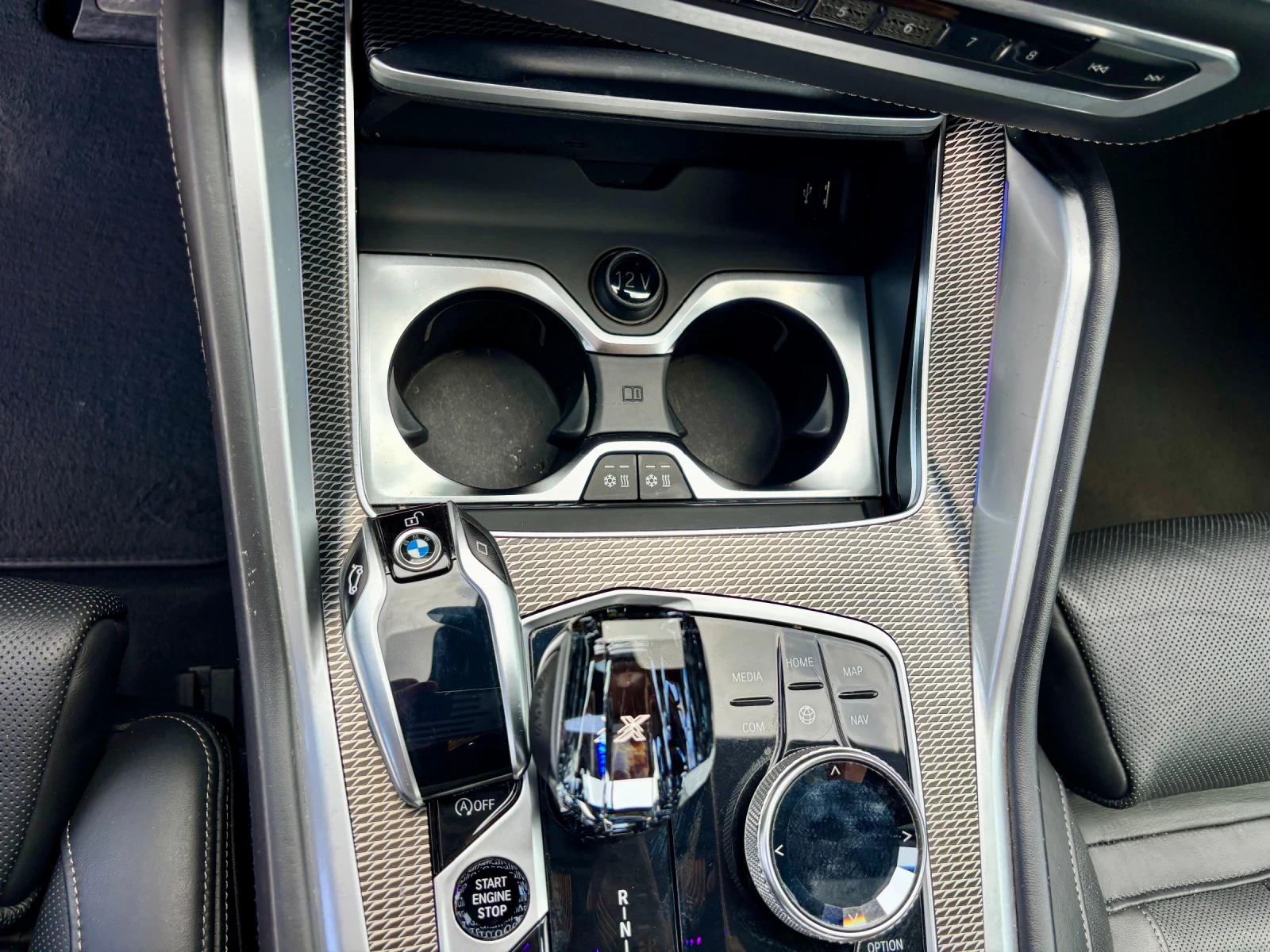 BMW X6 Individual swarovski M-sport, снимка 13 - Автомобили и джипове - 55787418