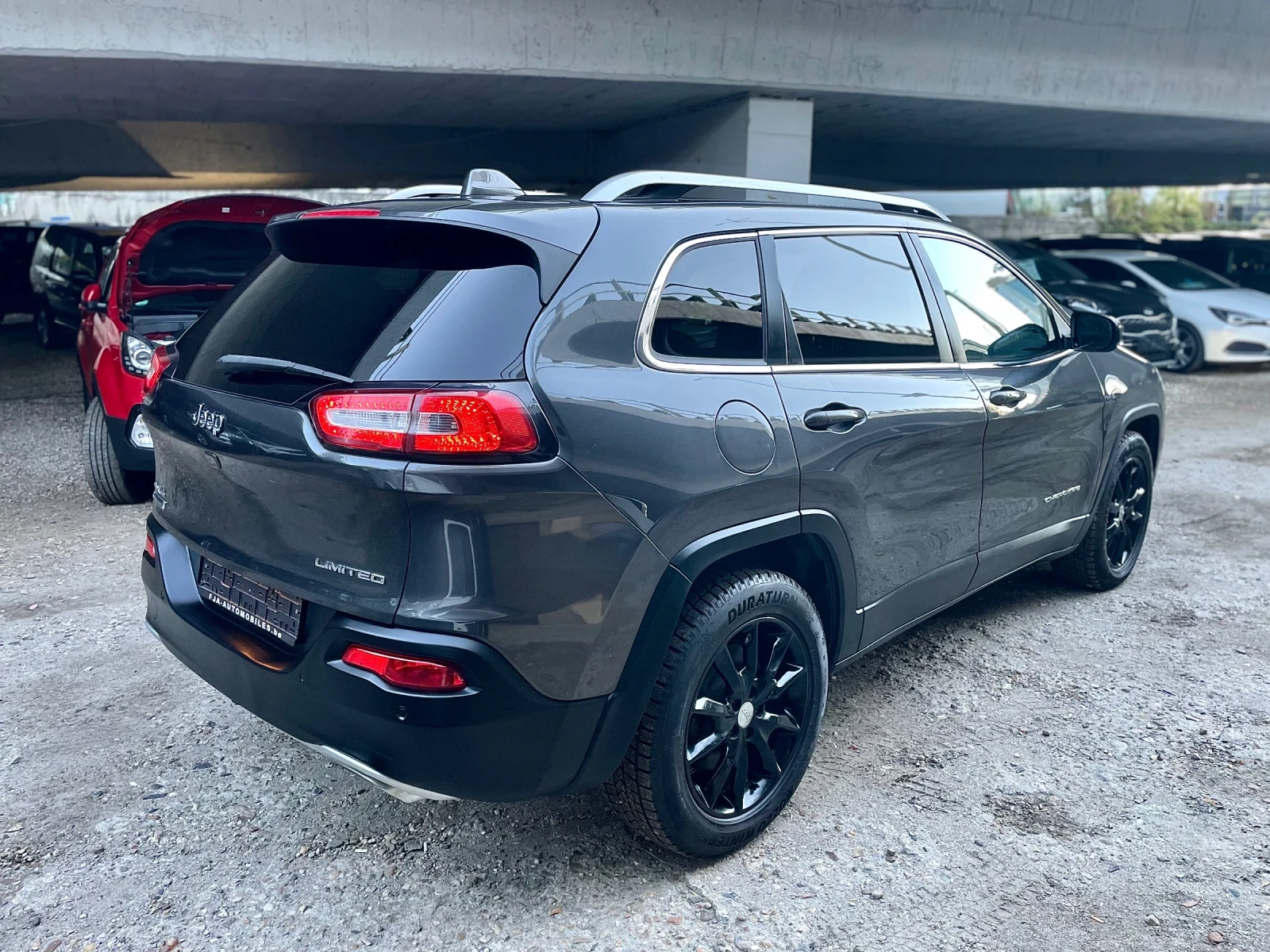 Jeep Cherokee 4x4 ZF 2.0d multijet, снимка 5 - Автомобили и джипове - 56556975
