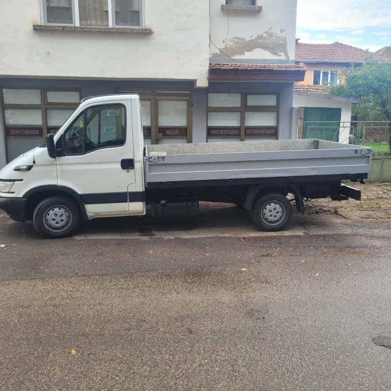 Iveco Daily, снимка 8 - Камиони - 47574894