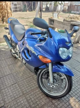 Suzuki Gsx 600, снимка 3