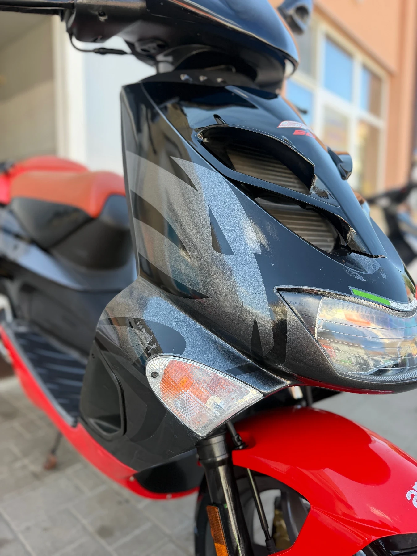 Aprilia Sr 50, снимка 7 - Мотоциклети и мототехника - 55450735