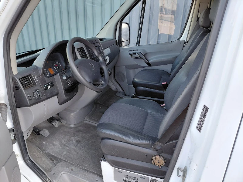 Автовишка Друга марка VERSALIFT ETL‑36‑135‑F , снимка 2 - Индустриална техника - 53812473