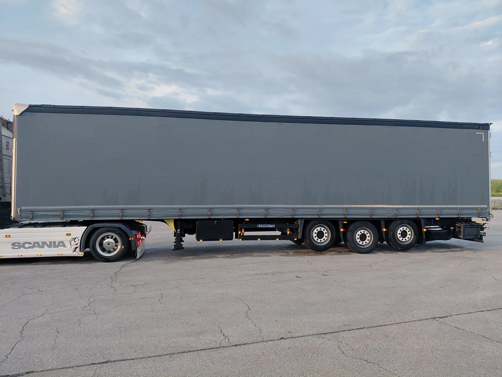 Полуремарке Schmitz СЦС 24 Л, снимка 9 - Ремаркета - 54396574