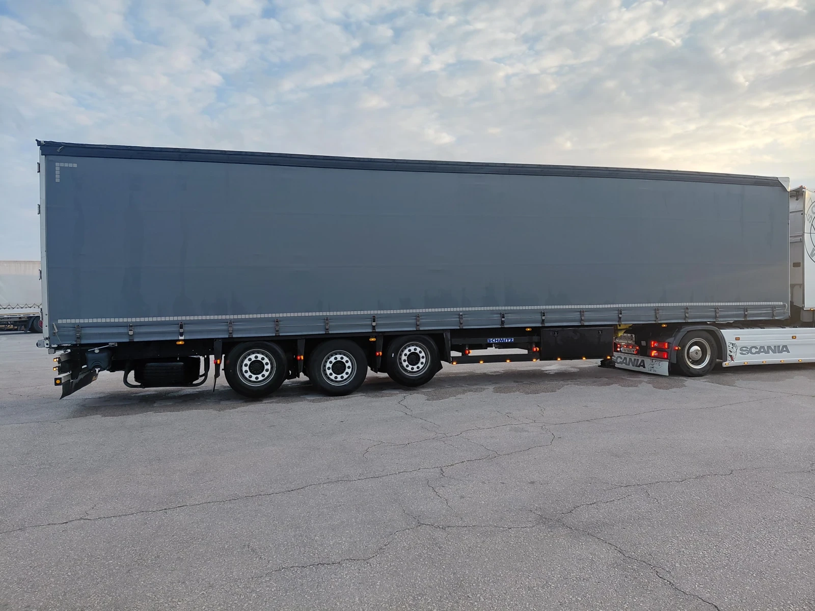 Полуремарке Schmitz СЦС 24 Л, снимка 6 - Ремаркета - 54396574