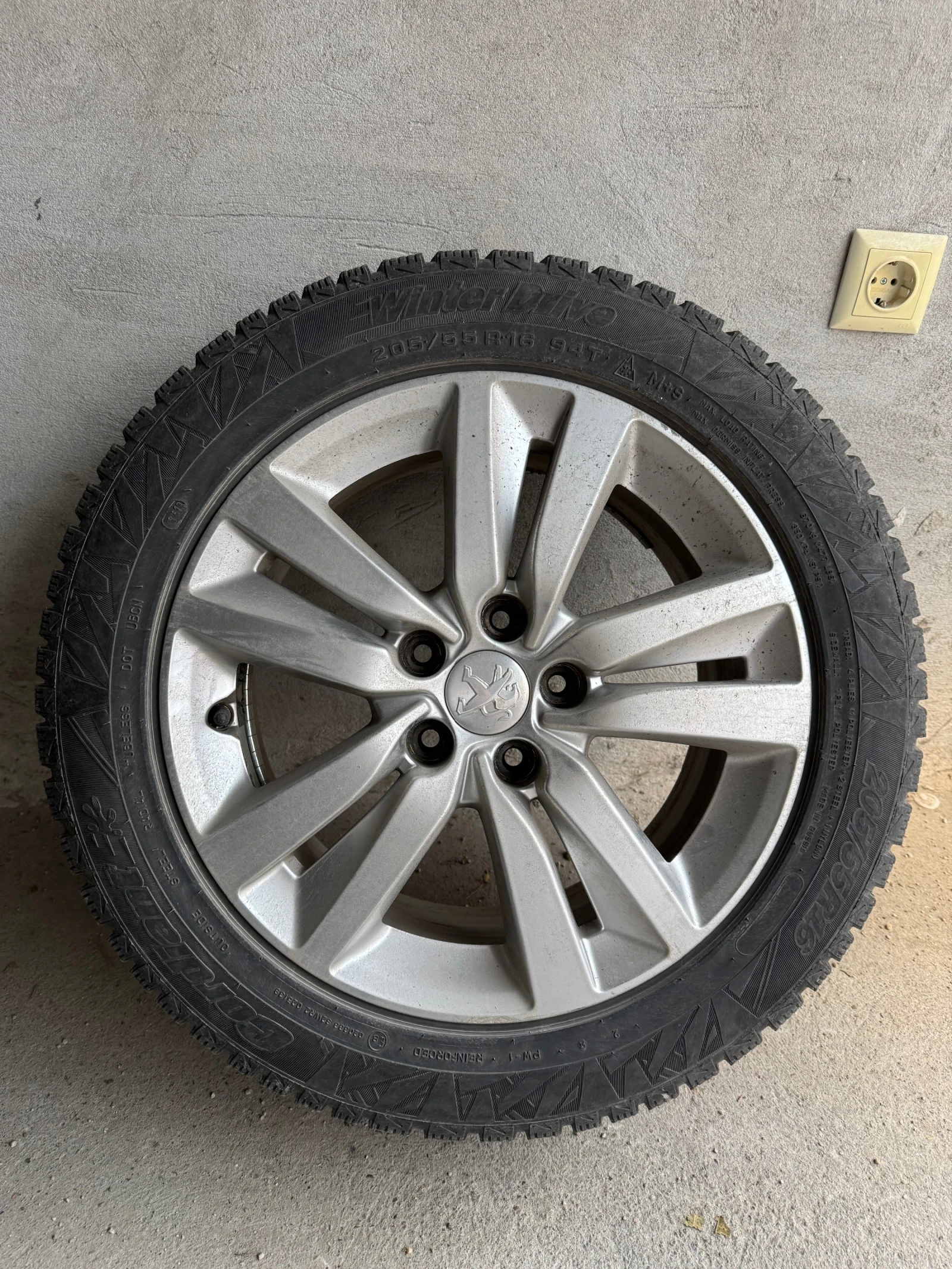    205/55R16 | Mobile.bg   6