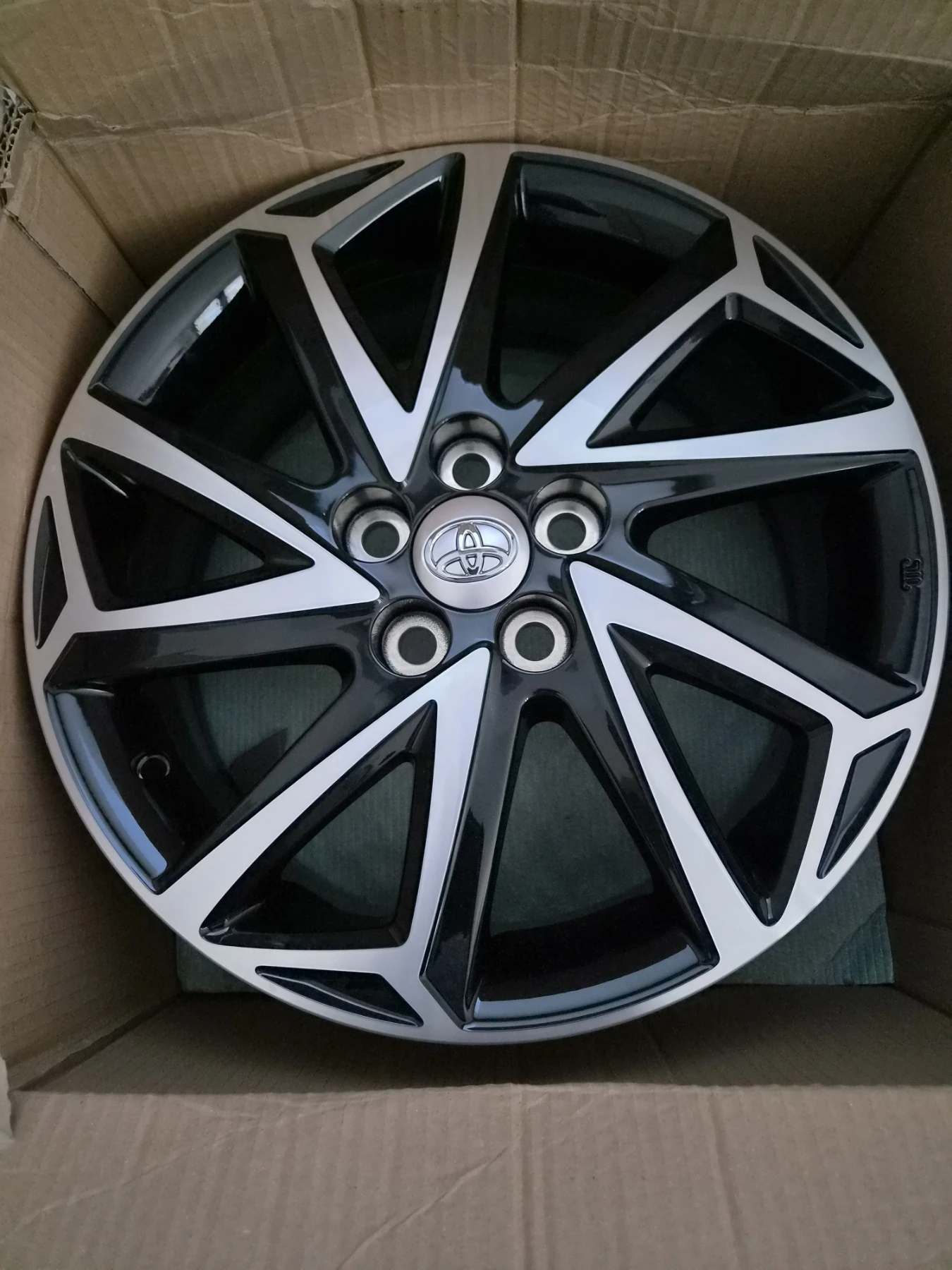 Джанти за Toyota Yaris