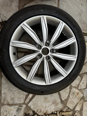 Гуми с джанти Continental 235/50R19