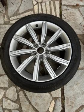 Гуми с джанти Continental 235/50R19, снимка 4 - Гуми и джанти - 52321542