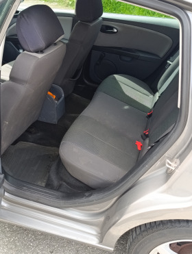 Seat Leon, снимка 3 - Автомобили и джипове - 45685506